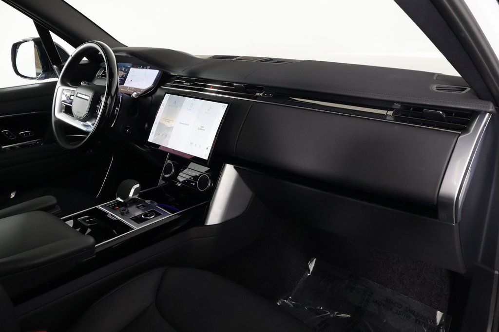 Thumbnail: 2023 Land Rover Range Rover - 9