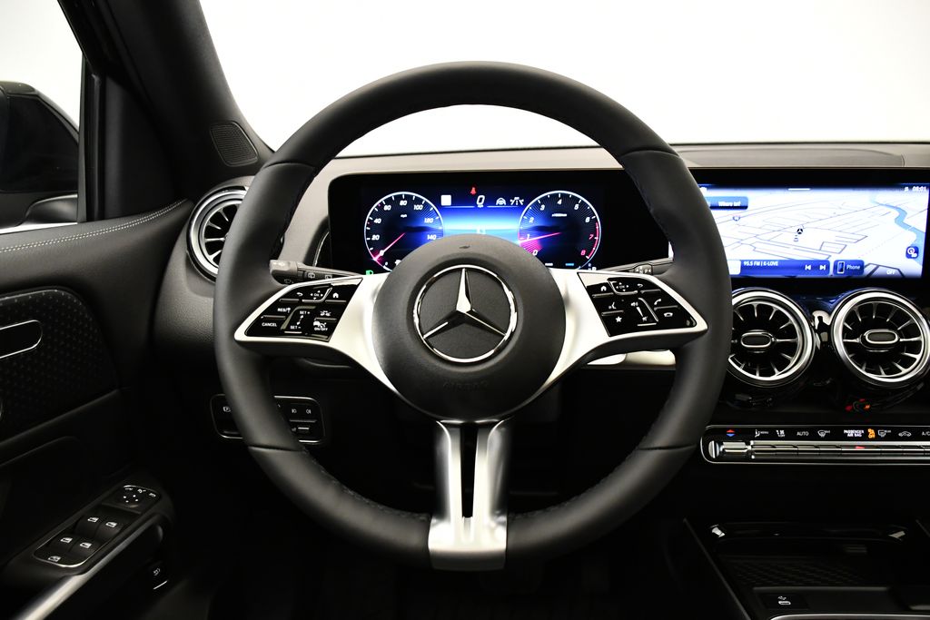 Thumbnail: 2026 Mercedes-Benz GLB - 22