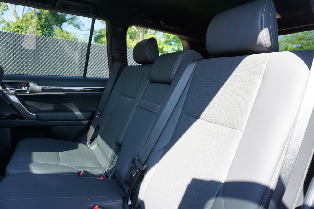 Thumbnail: 2021 Lexus GX - 13