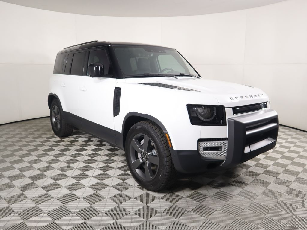 Thumbnail: 2025 Land Rover Defender - 3