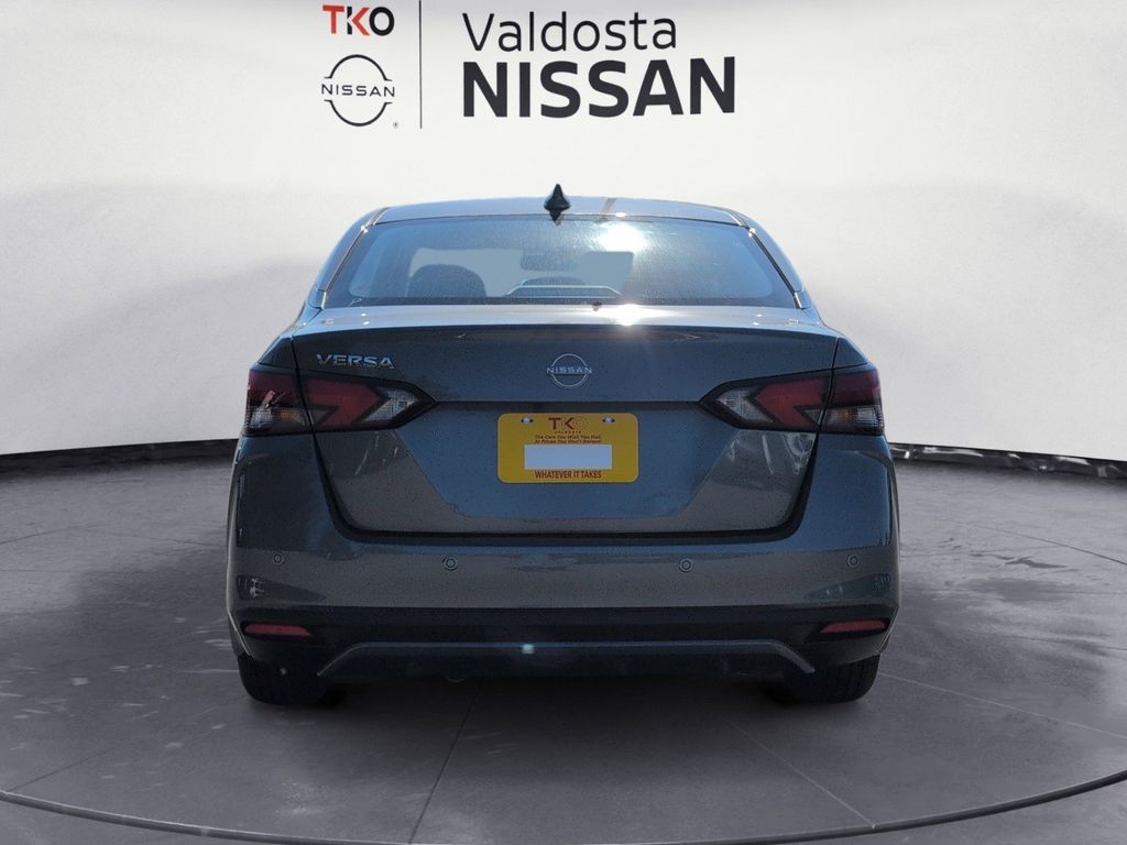 New 2025 Nissan Versa Sedan
