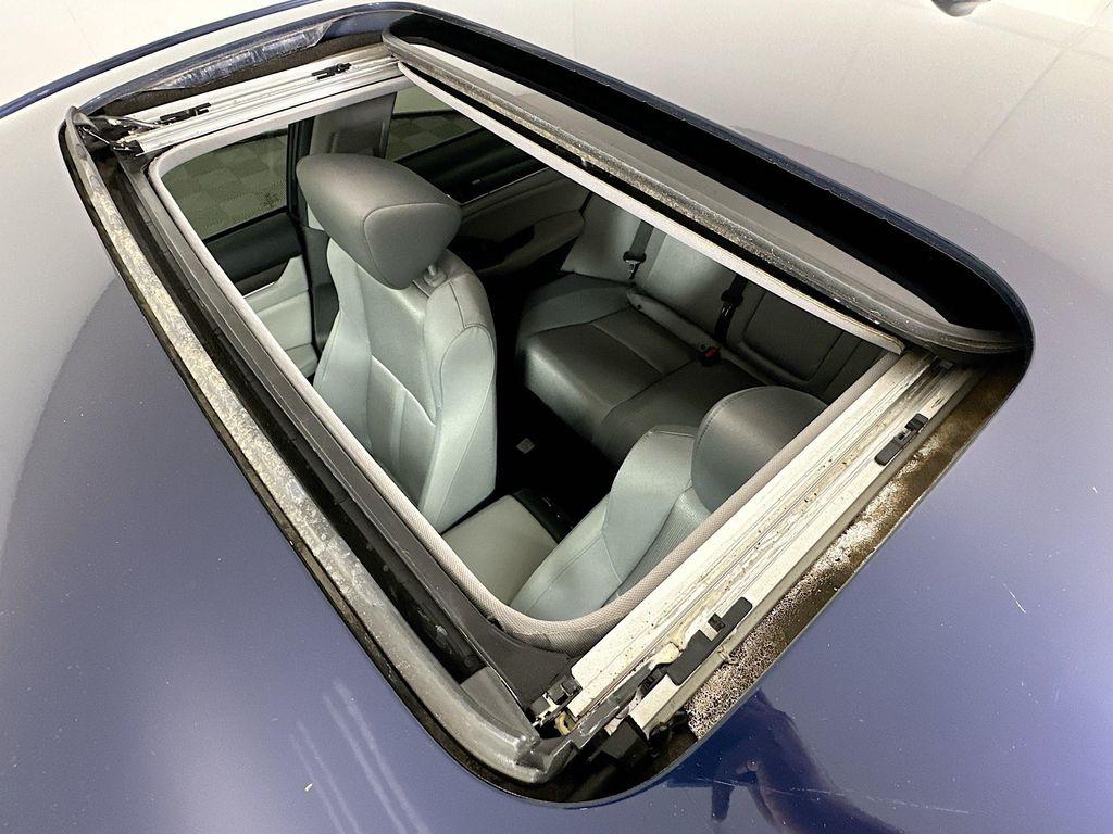 Thumbnail: 2019 Honda Accord - 21