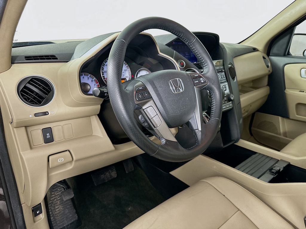 Thumbnail: 2014 Honda Pilot - 9