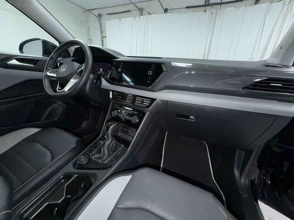 Used 2023 Volkswagen Taos SUV