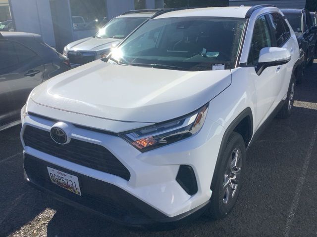Ice Cap 2025 Toyota RAV4 XLE AWD SUV / Crossover All-Wheel Drive 8-Speed Automatic