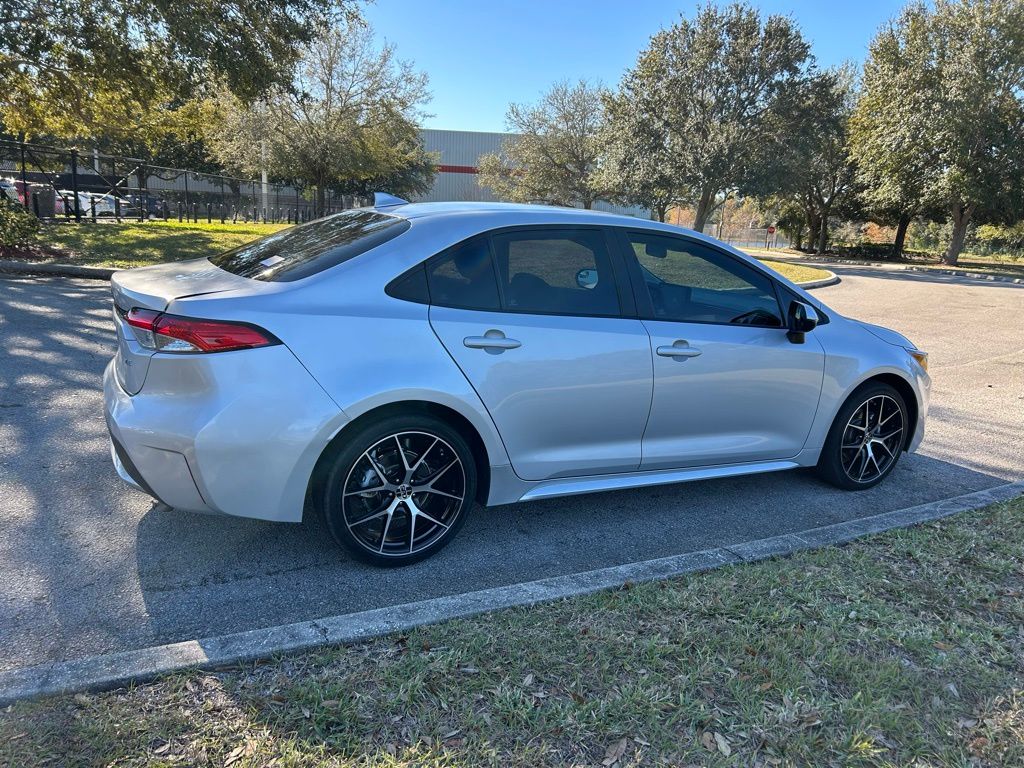Thumbnail: 2022 Toyota Corolla - 5