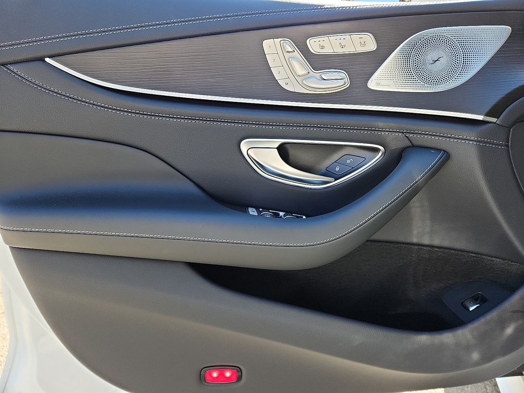 Thumbnail: 2026 Mercedes-Benz AMG GT - 9