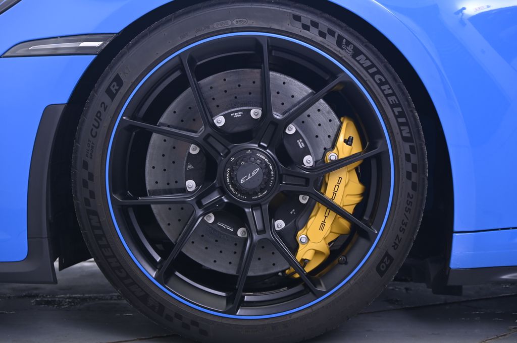 2022 Porsche 911 GT3 19
