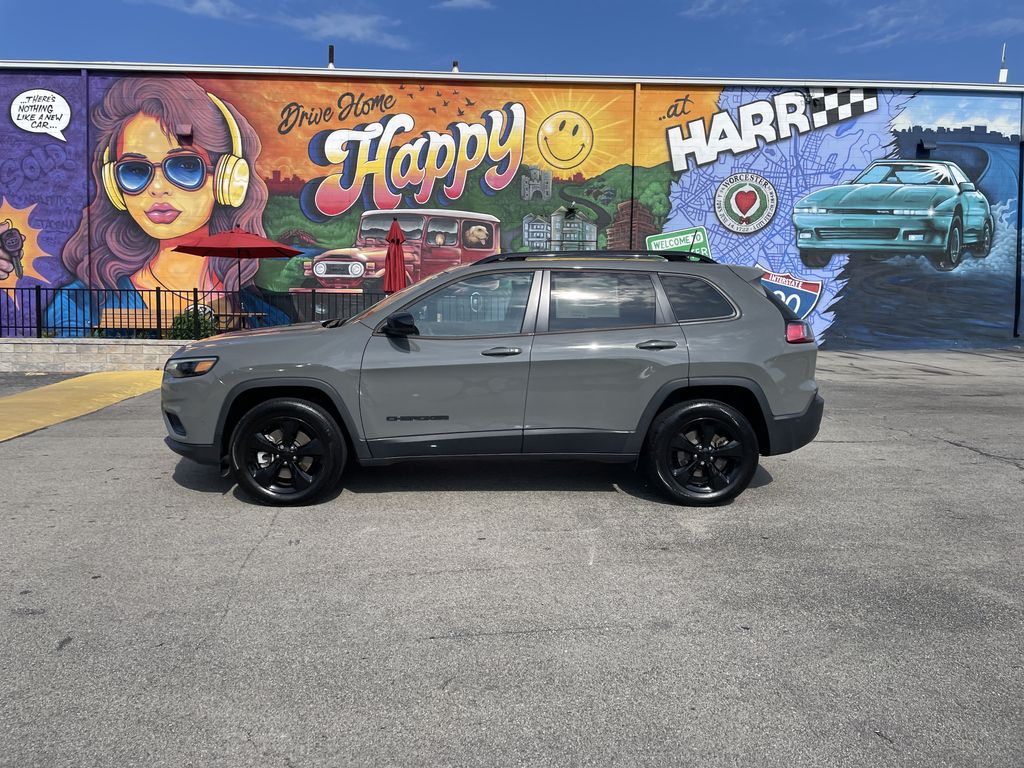 Used 2023 Jeep Cherokee SUV