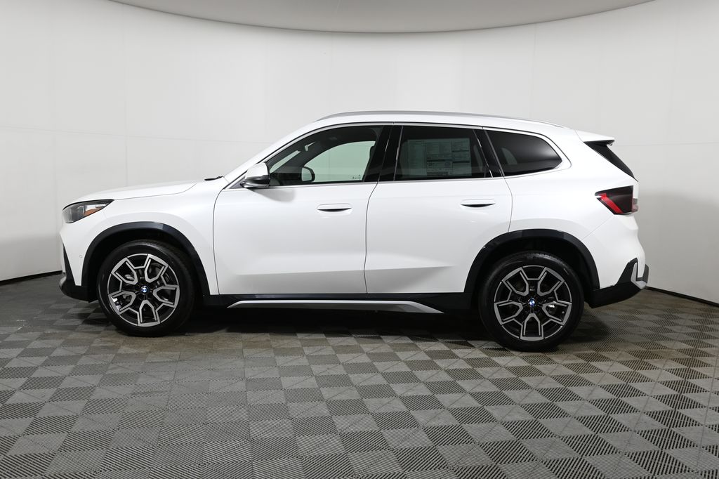 Thumbnail: 2026 BMW X1 - 2