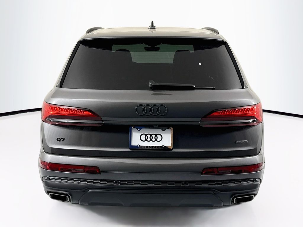 Thumbnail: 2026 Audi Q7 - 6