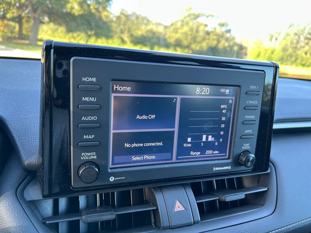 Thumbnail: 2021 Toyota RAV4 - 24