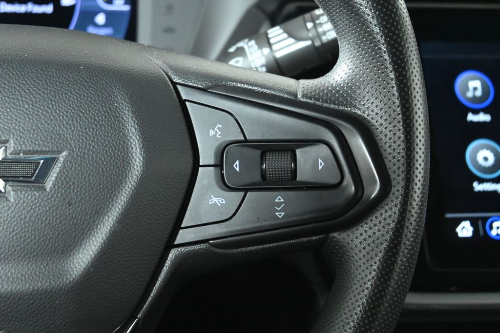Thumbnail: 2023 Chevrolet Bolt EV - 16