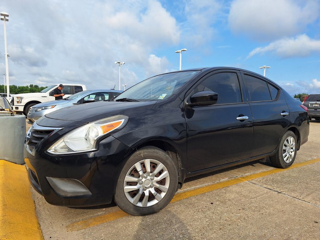 2016 Nissan Versa 1.6 SV