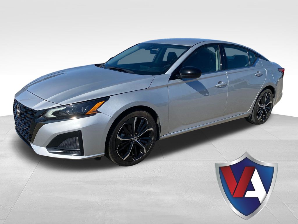 2024 Nissan Altima 2.5 SR FWD