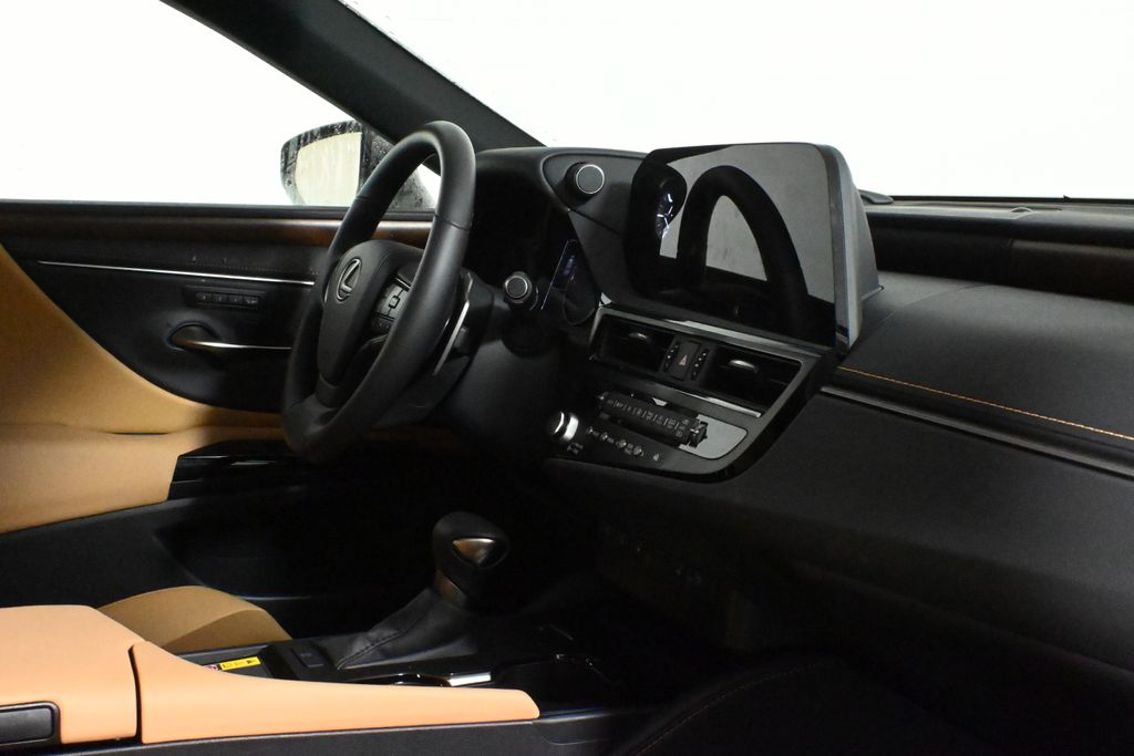 Thumbnail: 2025 Lexus ES - 32