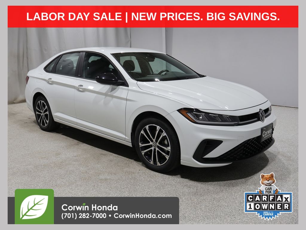 Pure White 2025 Volkswagen Jetta Sedan Front-Wheel Drive 8-Speed Automatic