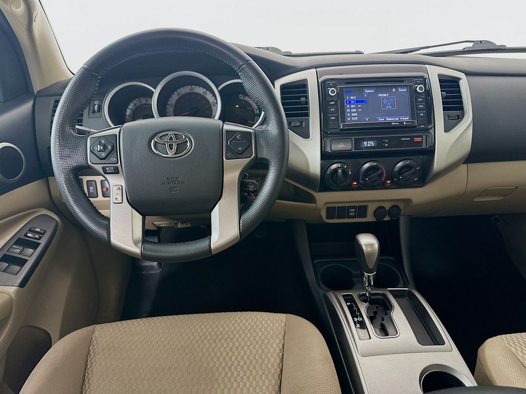 Thumbnail: 2014 Toyota Tacoma - 21