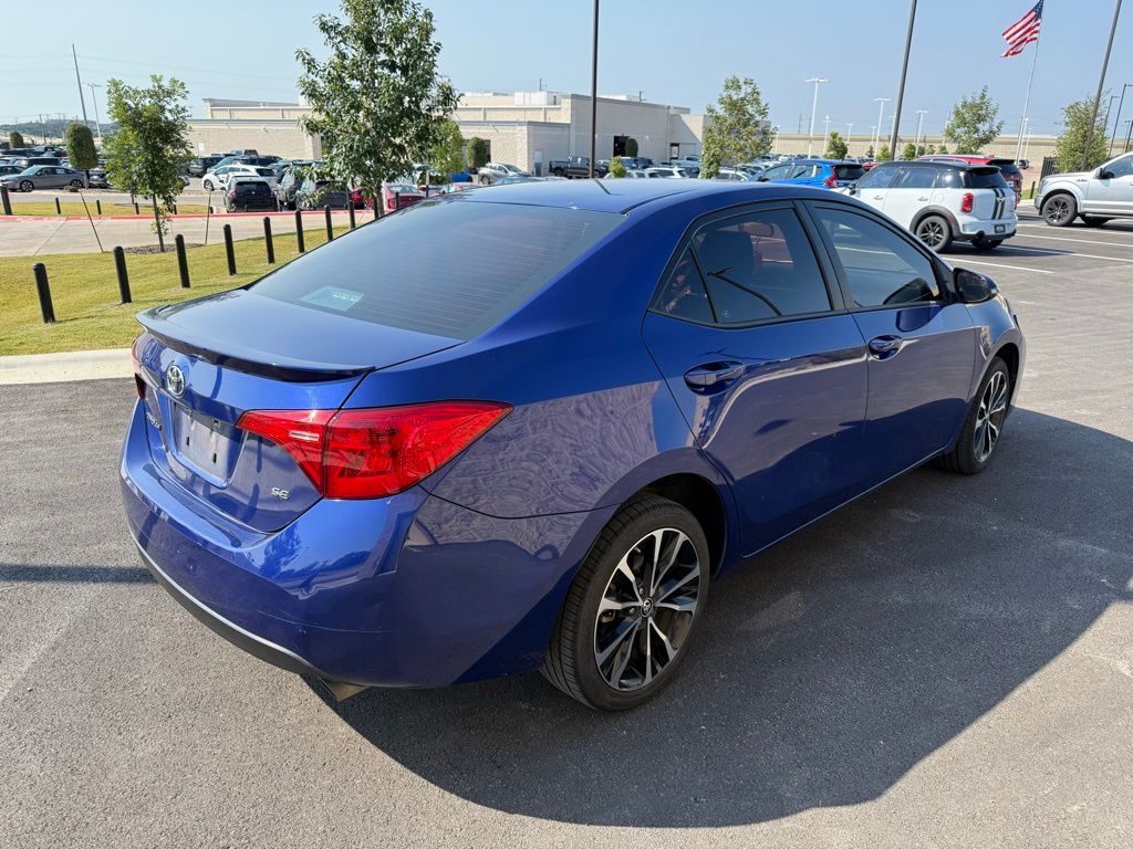 Thumbnail: 2018 Toyota Corolla - 3