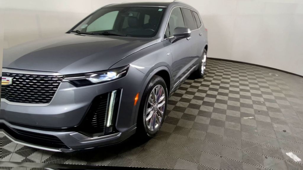 2020 Cadillac XT6 Premium Luxury photo