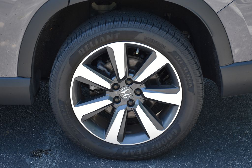 Thumbnail: 2024 Honda Pilot - 10