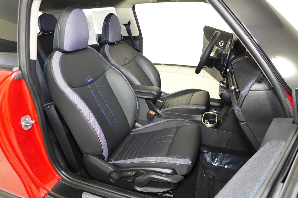 Thumbnail: 2025 MINI Cooper - 20