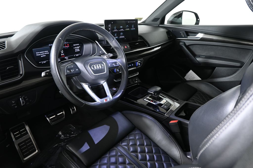 Thumbnail: 2023 Audi SQ5 - 15