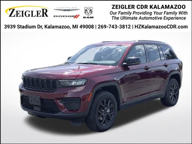2025 Jeep Grand Cherokee Altitude 4WD