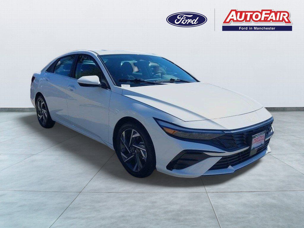 2025 Hyundai Elantra SEL Convenience FWD