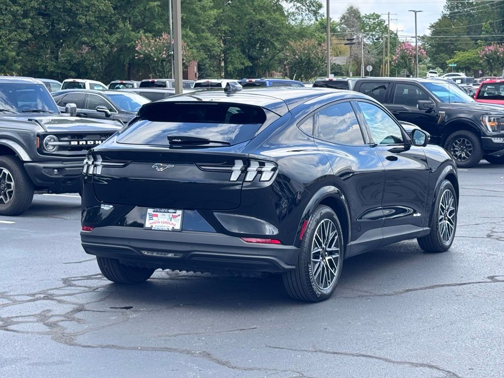 FordMustang Mach-E17