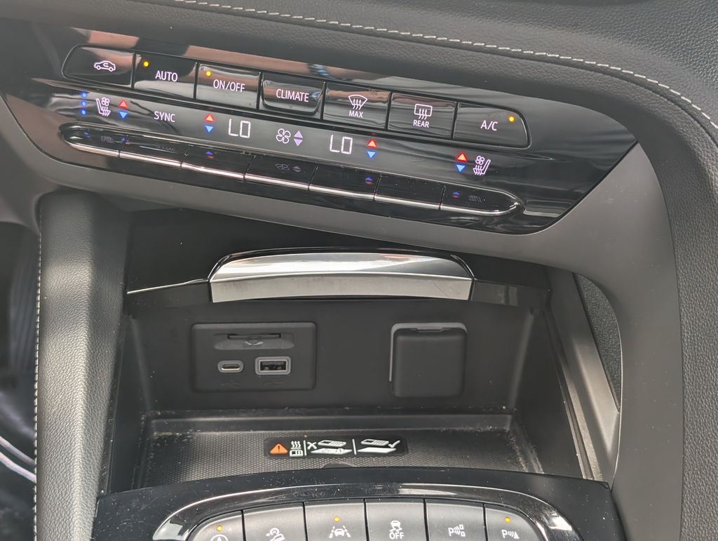 Used 2023 Gray Buick Avenir image 23
