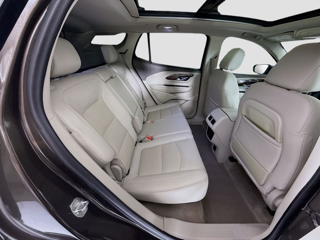 Thumbnail: 2020 GMC Terrain - 23