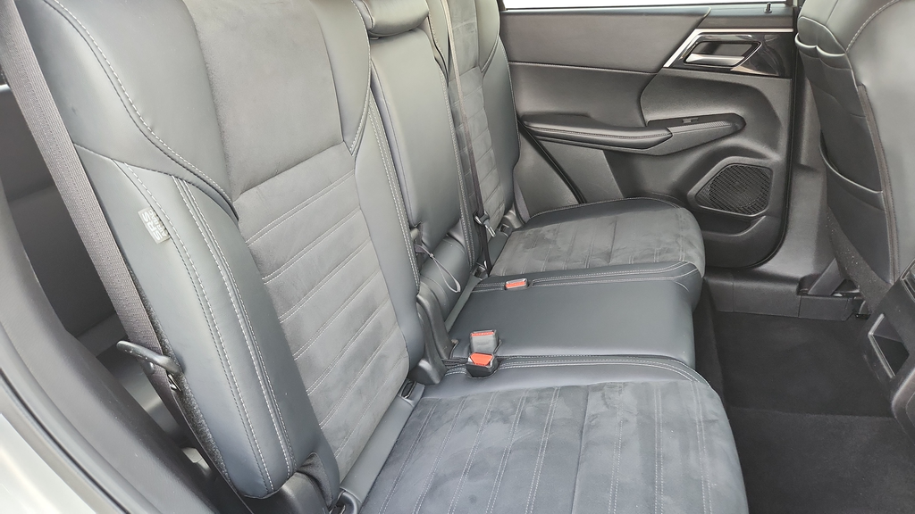 2024 Mitsubishi Outlander