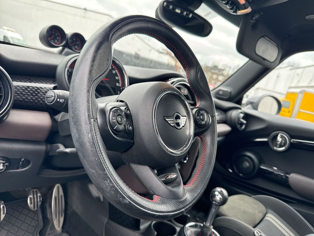 2017 MINI Cooper John Cooper Works 4