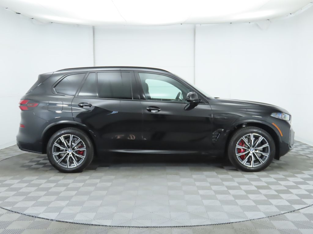 2025 BMW X5 M60i 4