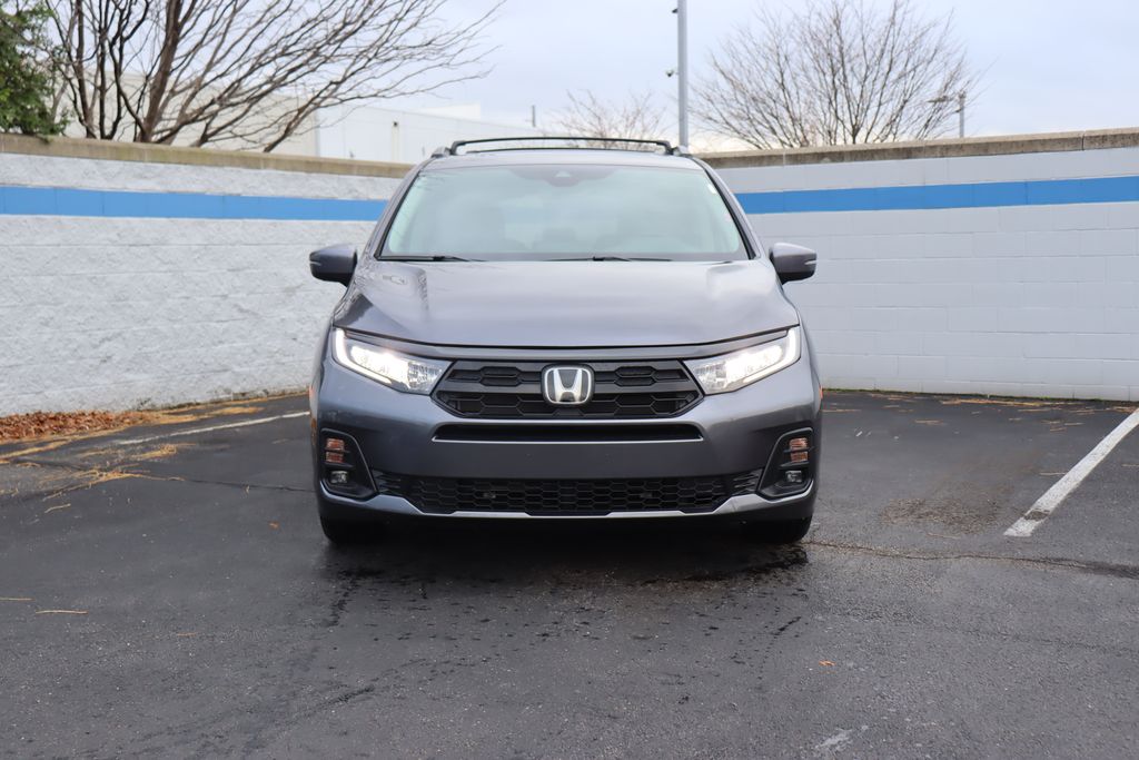 2025 Honda Odyssey Touring 8