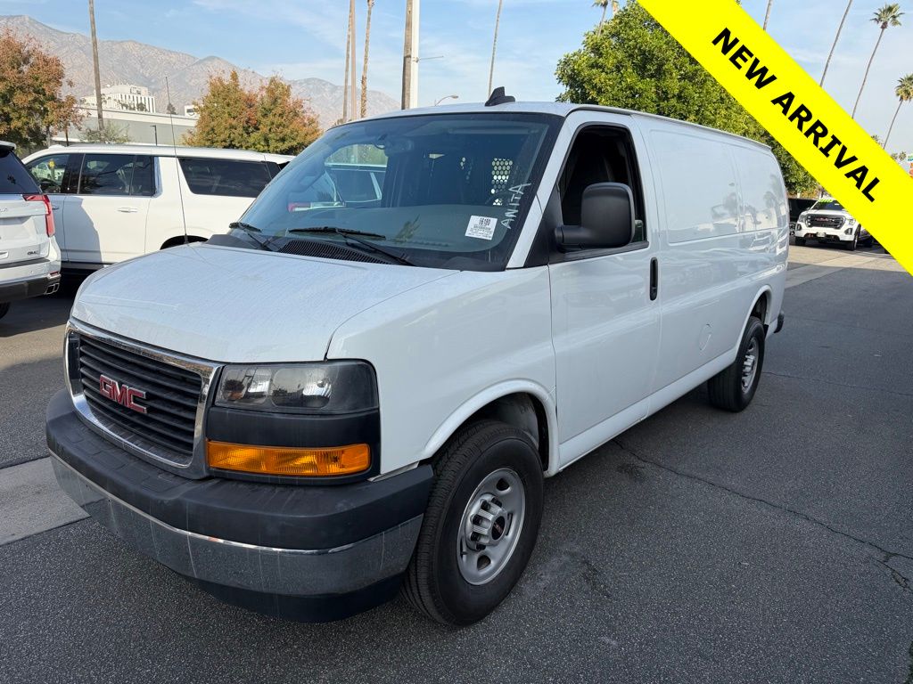 2024 GMC Savana Cargo 2500 RWD