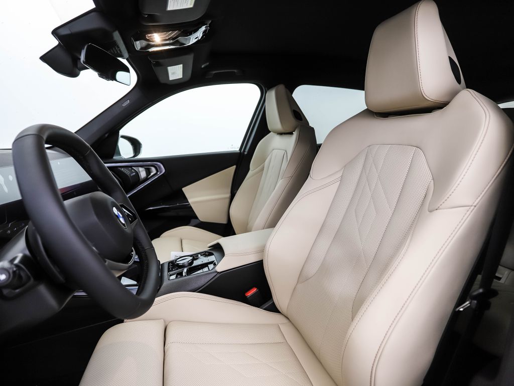 Thumbnail: 2026 BMW X3 - 11
