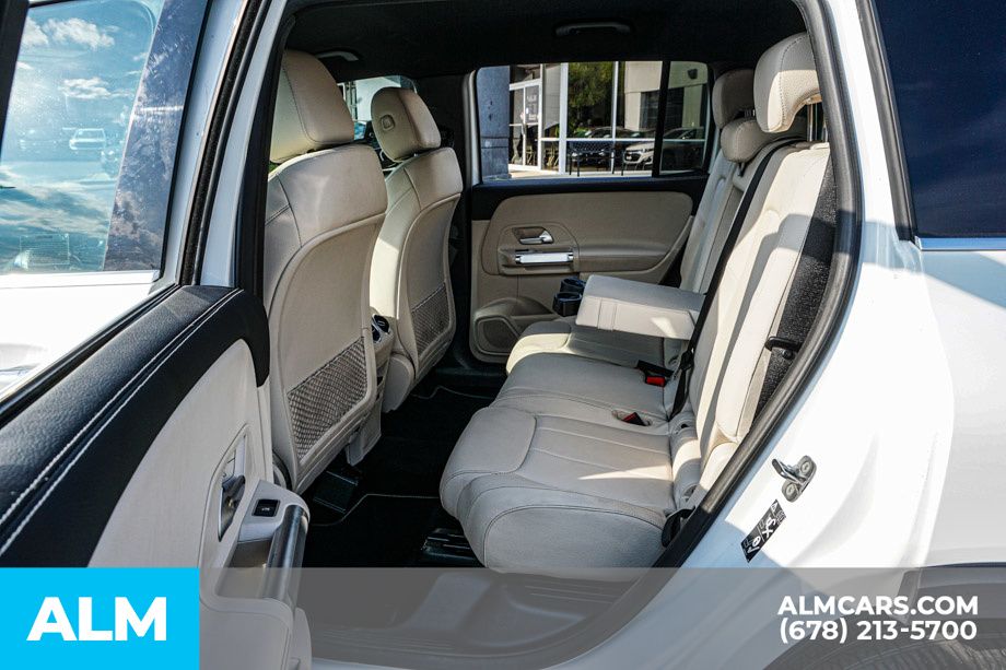 Used 2024 White Mercedes-Benz GLB 250 image 20