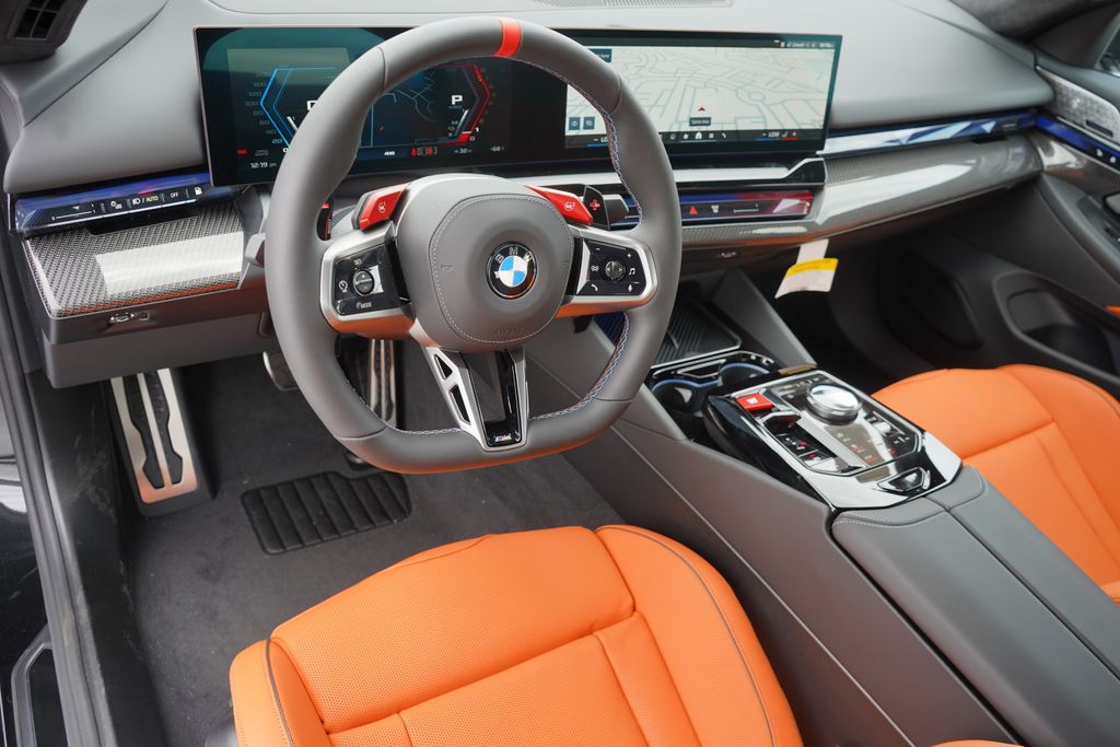 2025 BMW M5 Base 14