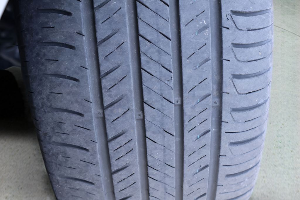 Lunar Silver Metallic 2018 Honda Odyssey Touring FWD Minivan Front-Wheel Drive Automatic