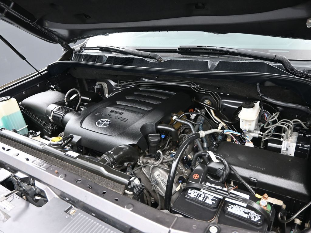 2014 Toyota Tundra SR5 5.7L V8