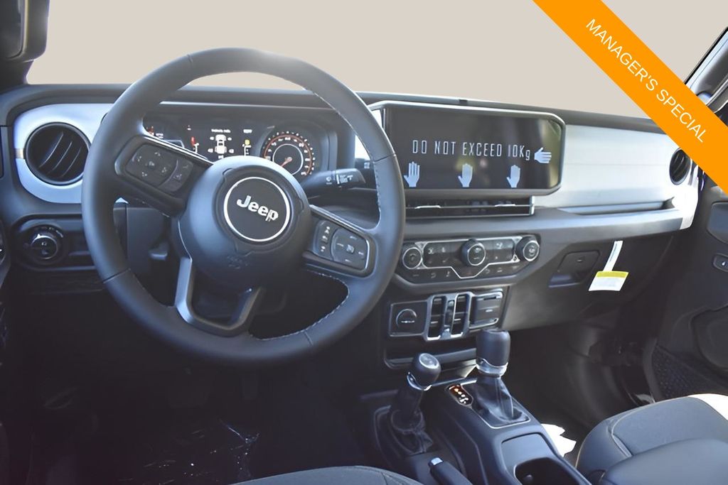 New Car 2025 Jeep Gladiator  Sport S For Sale Under $50,000 In Austin, Texas