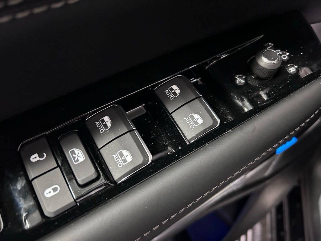 new 2026 Jeep Grand Wagoneer car, priced at $99,200