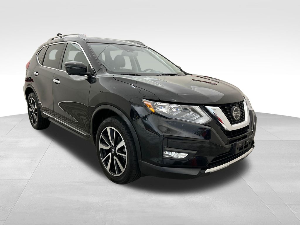 Used 2019 Black Nissan SL image 7