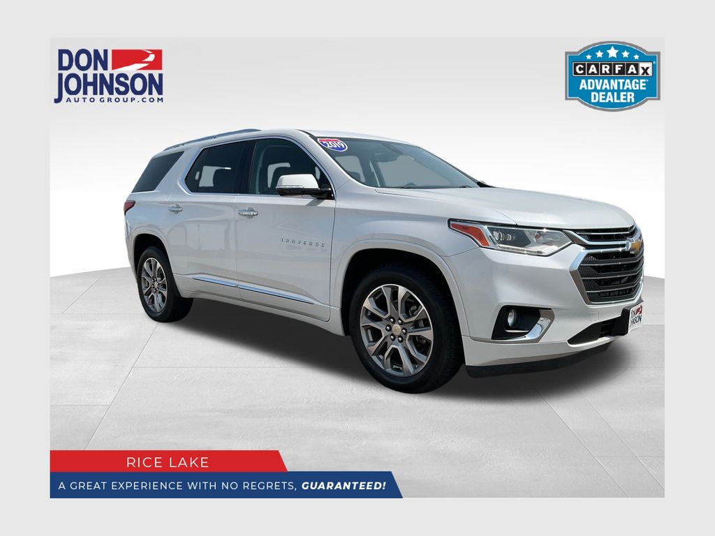 White (Iridescent Pearl Tricoat) 2019 Chevrolet Traverse SUV / Crossover Four-Wheel Drive 9-Speed Automatic