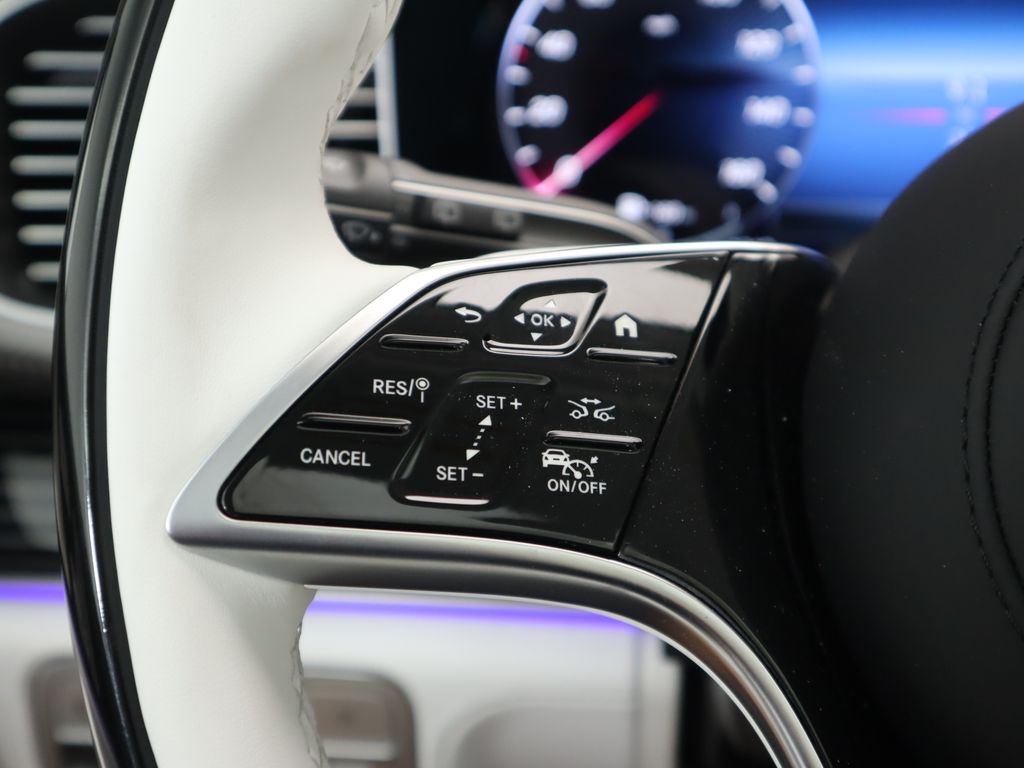 Thumbnail: 2025 Mercedes-Benz GLS - 12