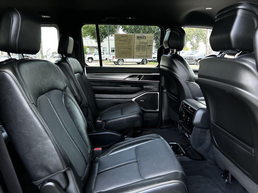car-gallery-32