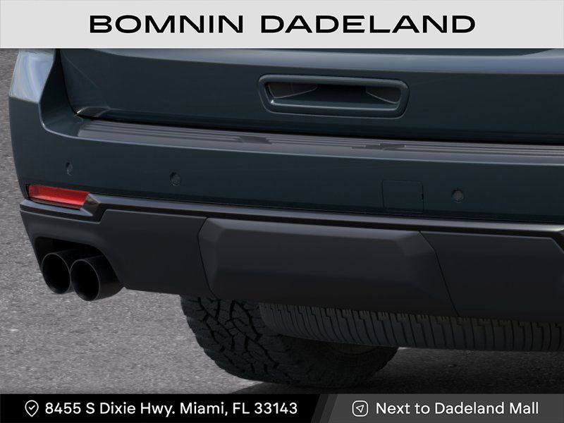 2025 Chevrolet Suburban Z71 photo