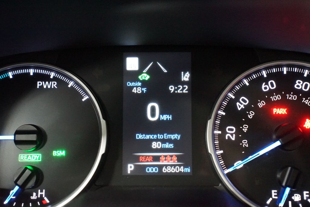 Thumbnail: 2022 Toyota RAV4 - 16